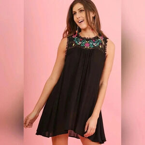 Umgee Floral Embroidered Sleveless Mini Dress Flowy Boho Black Small